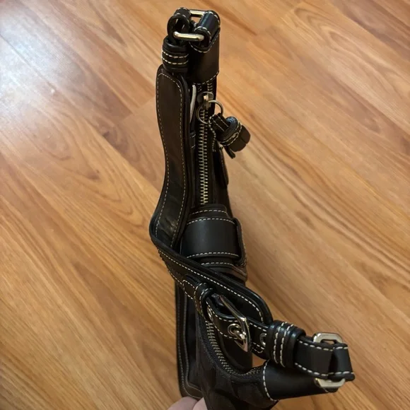 VINTAGE Coach 6823 Black Signature C Soho Shoulder Bag - Picture 5 of 10